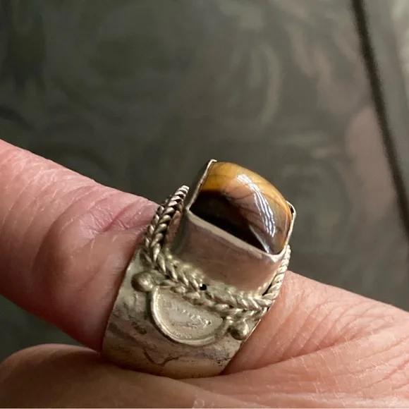 TIGER’S EYE RING - Picture 2 of 4